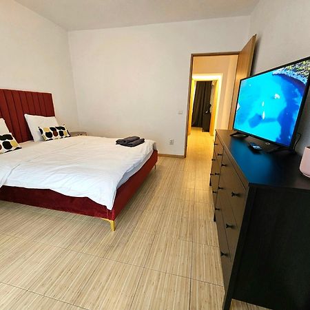 Color Apartments Corneliu Coposu No3 Bükreş Dış mekan fotoğraf