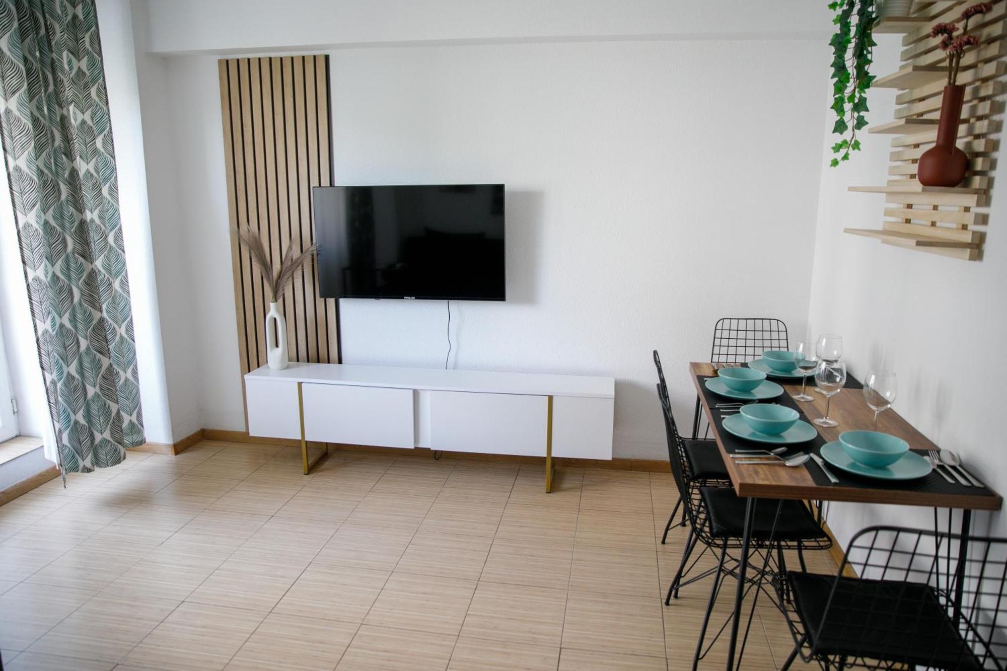 Color Apartments Corneliu Coposu No3 Bükreş Dış mekan fotoğraf