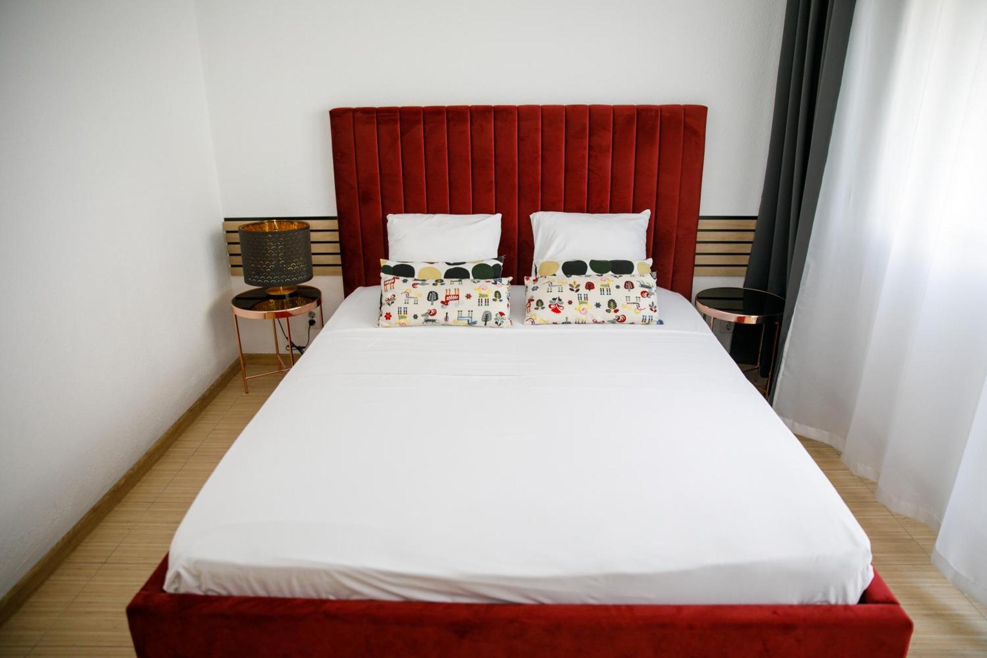 Color Apartments Corneliu Coposu No3 Bükreş Dış mekan fotoğraf