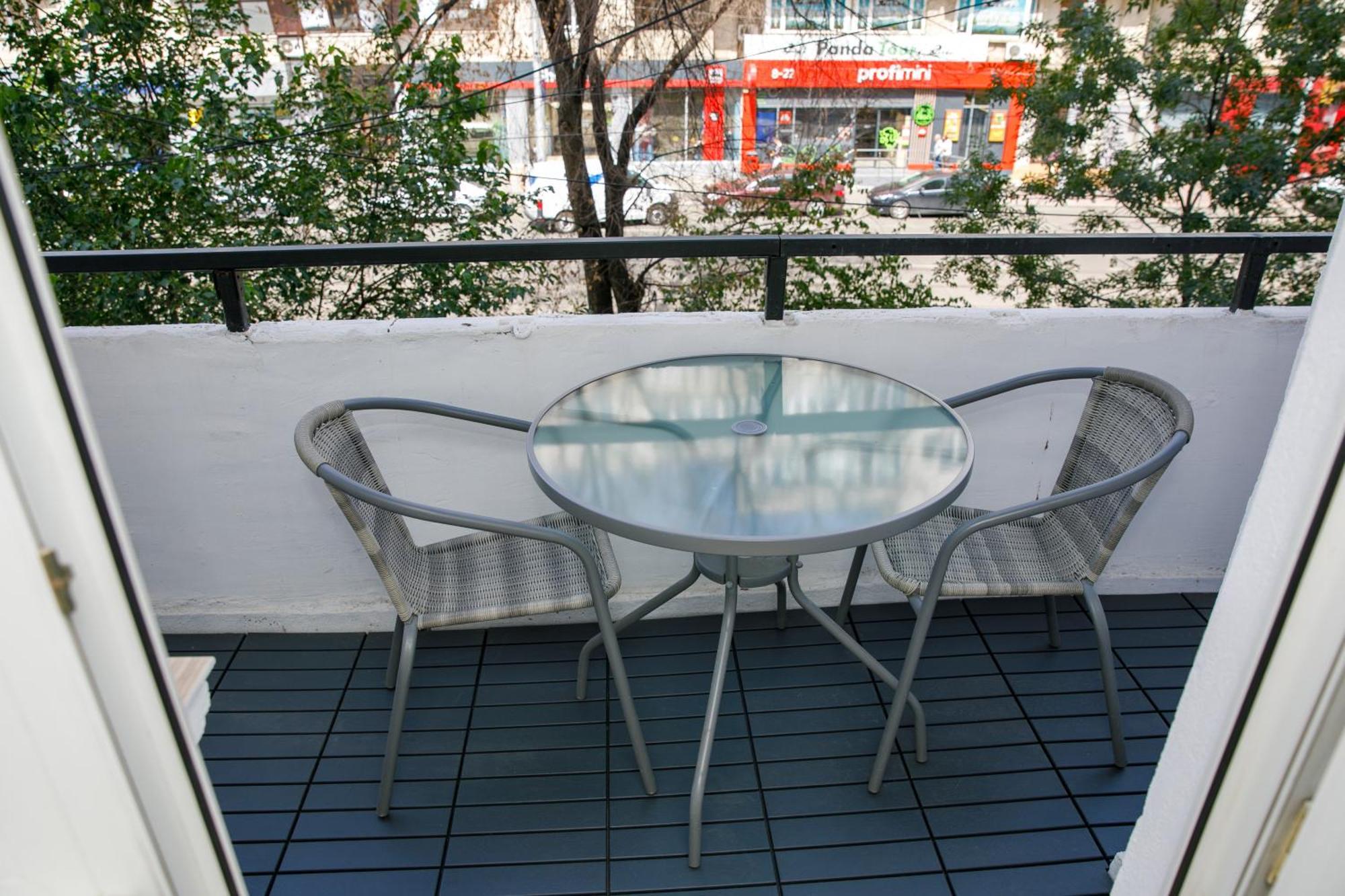 Color Apartments Corneliu Coposu No3 Bükreş Dış mekan fotoğraf