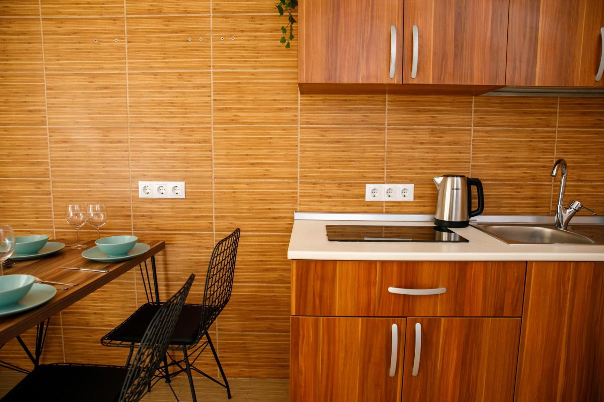 Color Apartments Corneliu Coposu No3 Bükreş Dış mekan fotoğraf